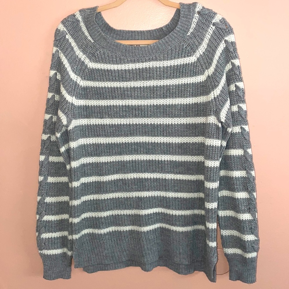 Womens Stripped Gray and White Knitted Sweater
